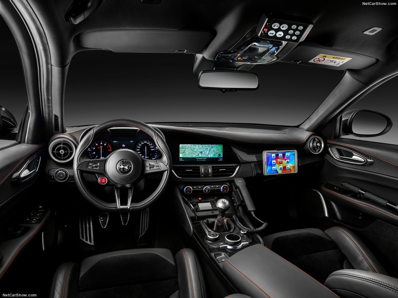 NFS - Need for Speed - Alfa Romeo Giulia Carabinieri