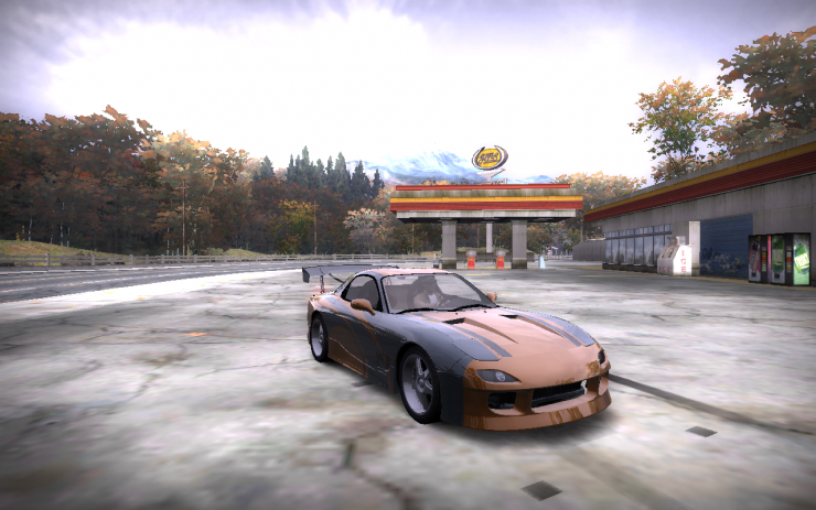 Mazda RX-7 (modowana, no bo co)